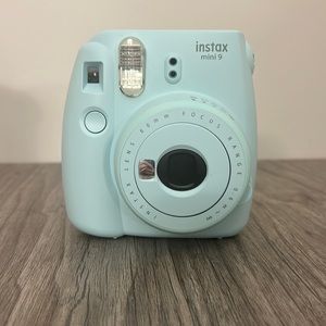 Instax mini 9 Polaroid camera